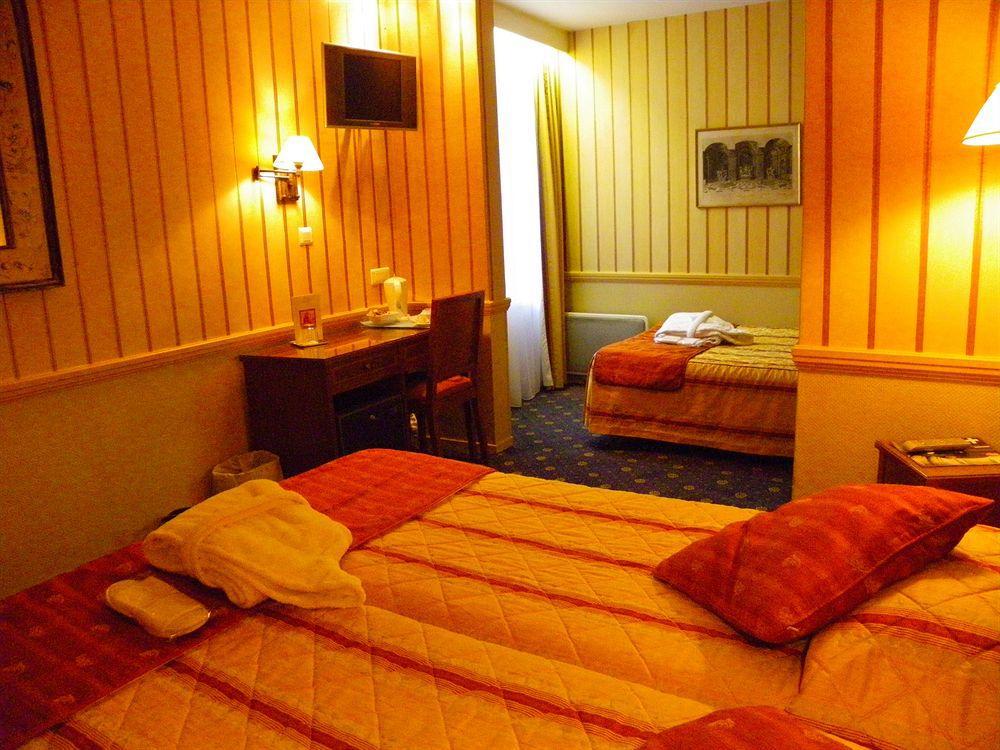 Hotel Poussin Paris Ngoại thất bức ảnh