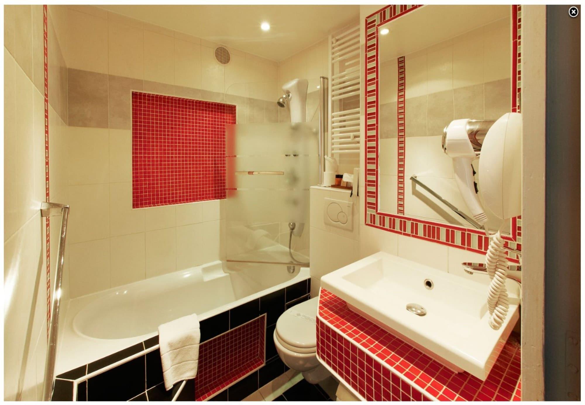 Hotel Poussin Paris Ngoại thất bức ảnh