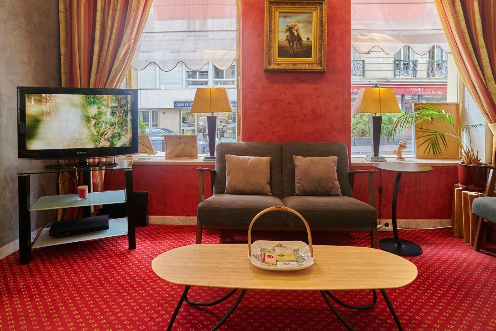 Hotel Poussin Paris Ngoại thất bức ảnh