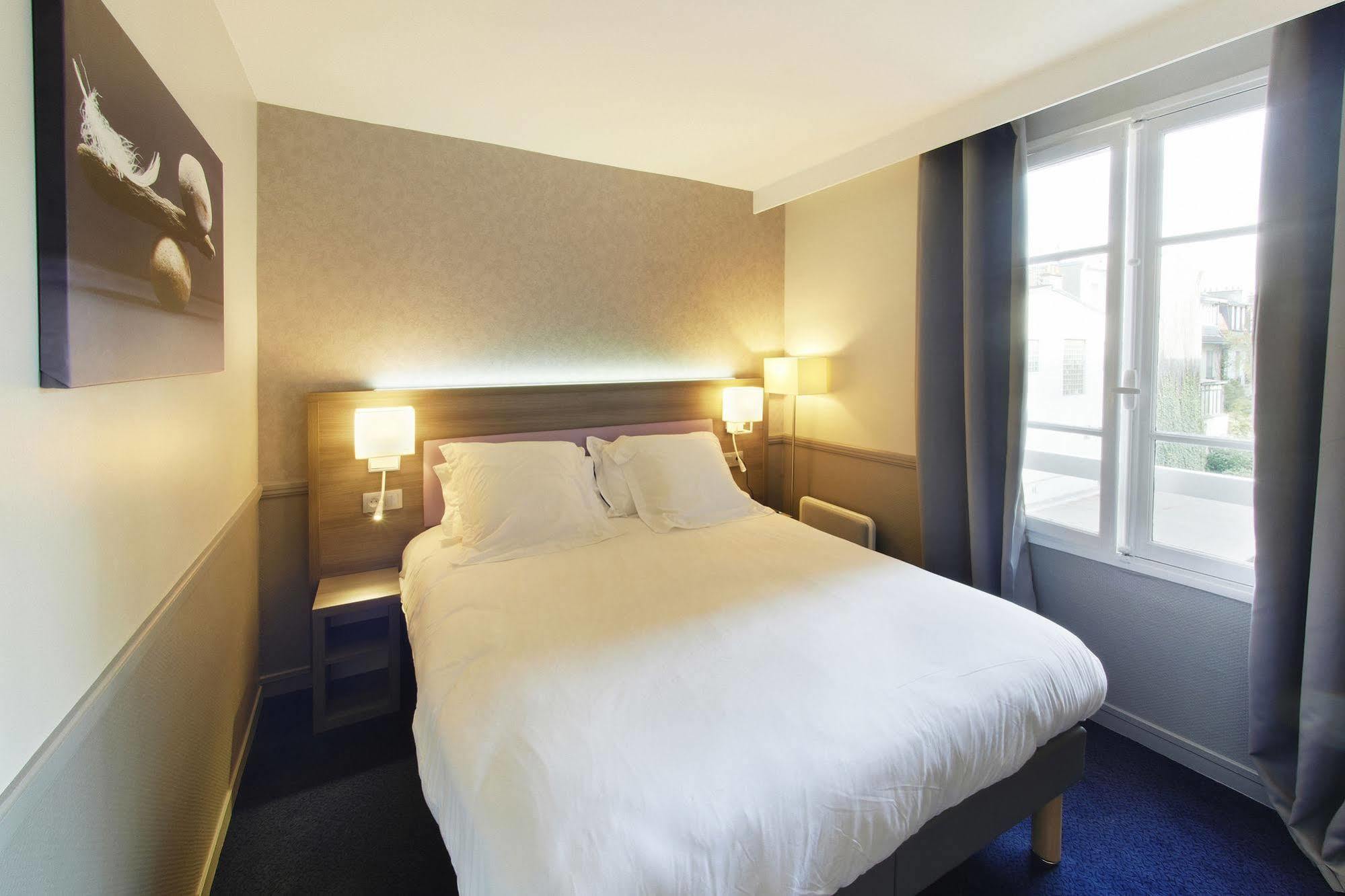 Hotel Poussin Paris Ngoại thất bức ảnh