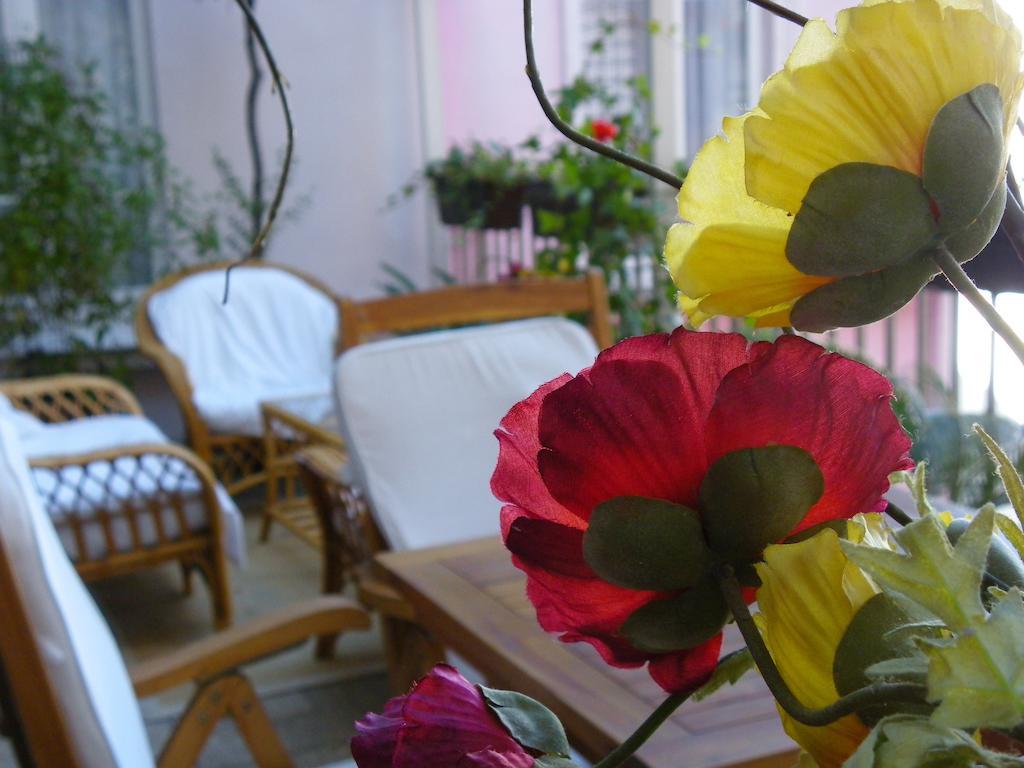 Hotel Poussin Paris Ngoại thất bức ảnh